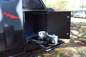 Slide-out storage