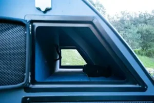 blue-tongue-xh15-hybrid-caravan-storage