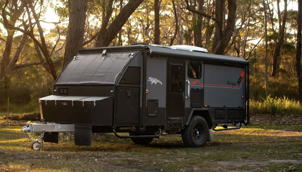 blue tongue hybrid caravan xh16 triple bunk travel setup