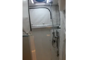 blue tongue rx16 hybrid caravan ensuite shower