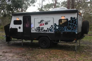 blue tongue rx16 hybrid caravan well-insulated