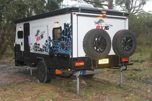 blue tongue rx16 hybrid caravan rear-mounted spares