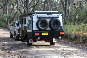 blue tongue XH13L hybrid caravan