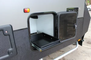 blue tongue hybrid caravan xh16l slide