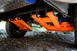 Coil spring independent suspension