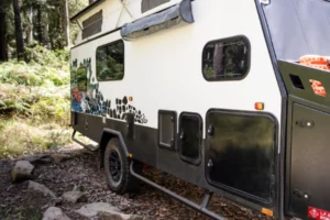 Outdoor shower tent