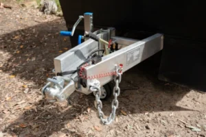 blue tongue hybrid XHL ALKO hitch and ARK jockey wheel