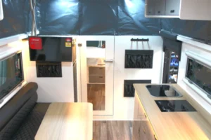 Convenient internal kitchen